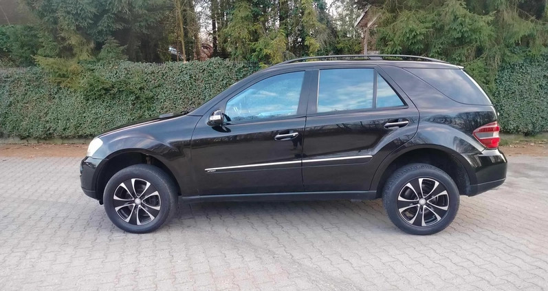 Mercedes-Benz ML cena 31900 przebieg: 240000, rok produkcji 2007 z Koziegłowy małe 92